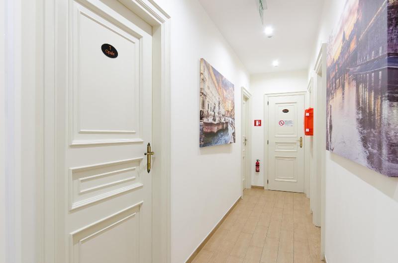 רומא Accommodation Delia מראה חיצוני תמונה