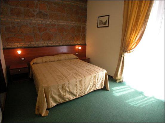 רומא Accommodation Delia מראה חיצוני תמונה